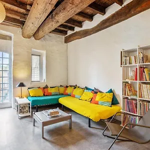 Studio Avec Balcon Et Wifi A Les Avignon Villeneuve-lès-Avignon
